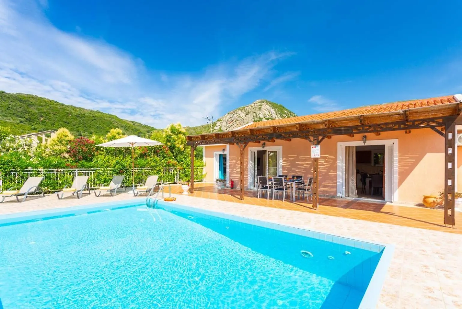 Villa Peach Katelios