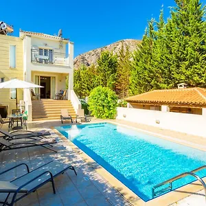 Ismini Villa