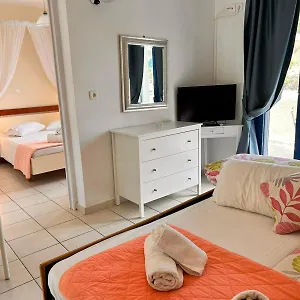 Dreams - Katelios,santa Barbara Apartment